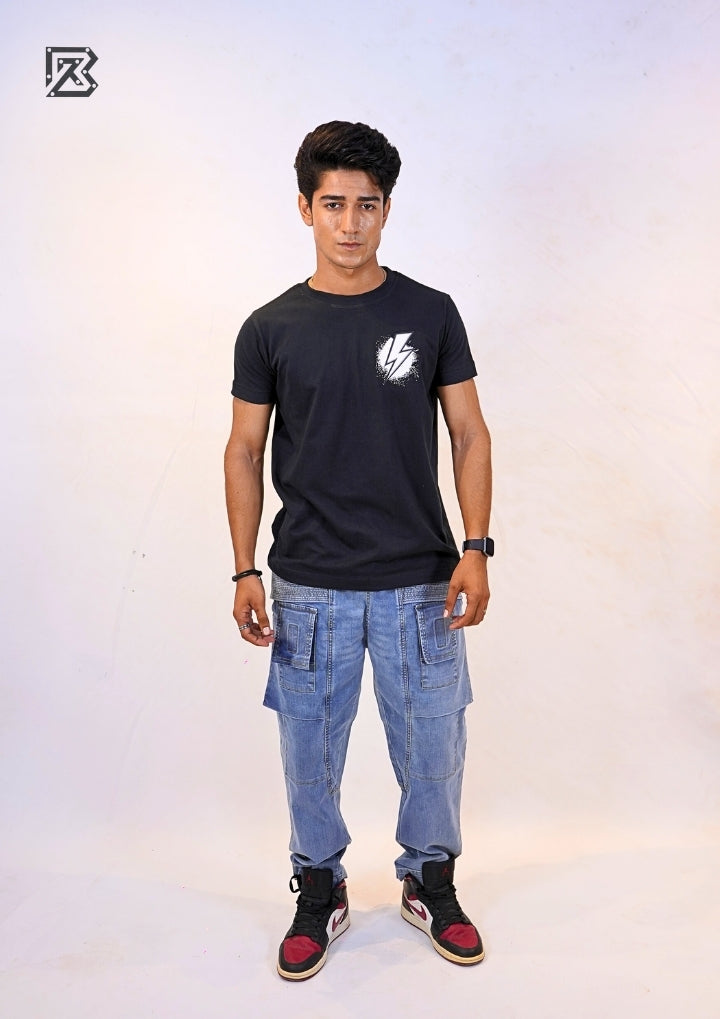 Bolt Emblem Tee – Noir & Blanc
