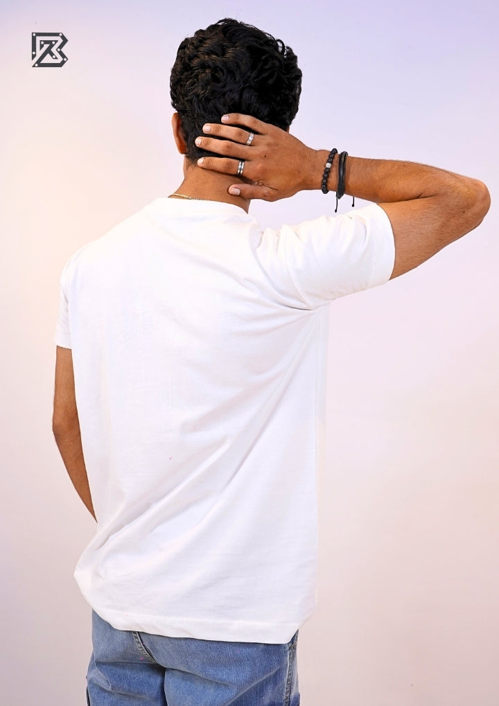 Bolt Emblem Tee – Blanc & Noir