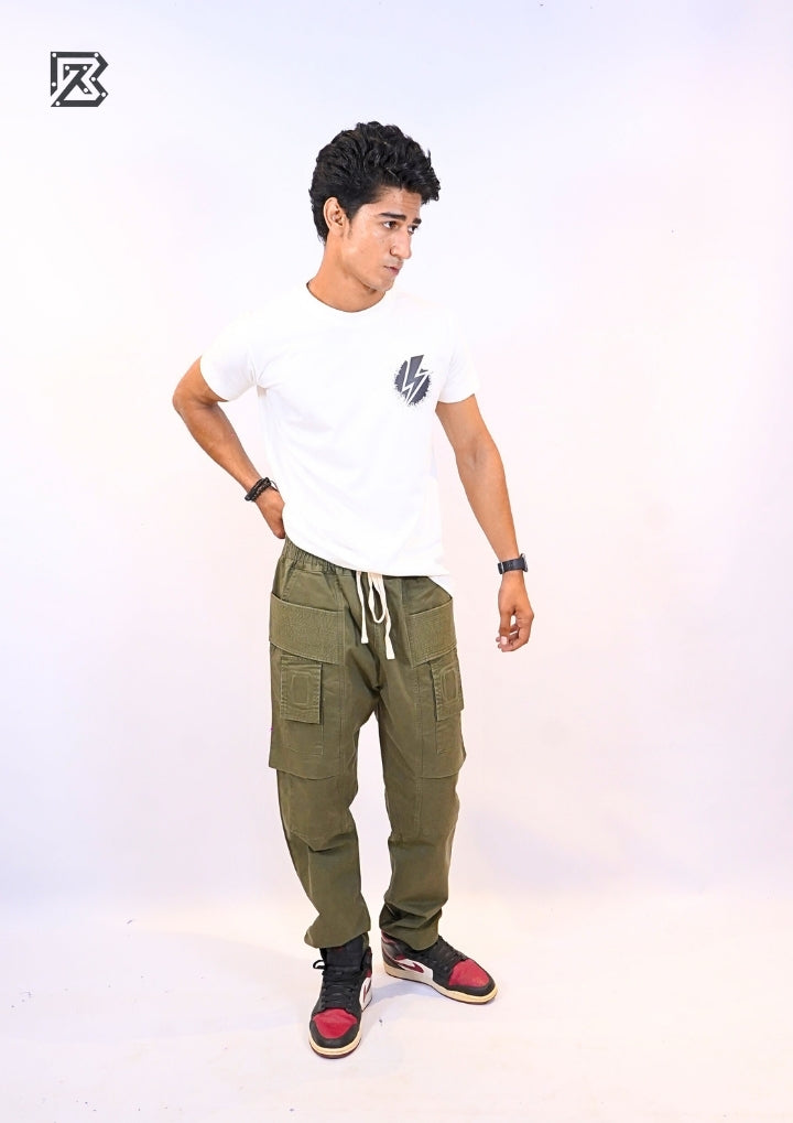 Bolt Emblem Tee – Blanc & Noir